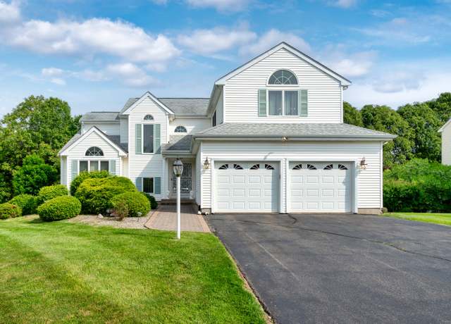 Property at 71 Country Side Dr, Rocky Hill, CT 06067, 3 beds, 3.5 baths
