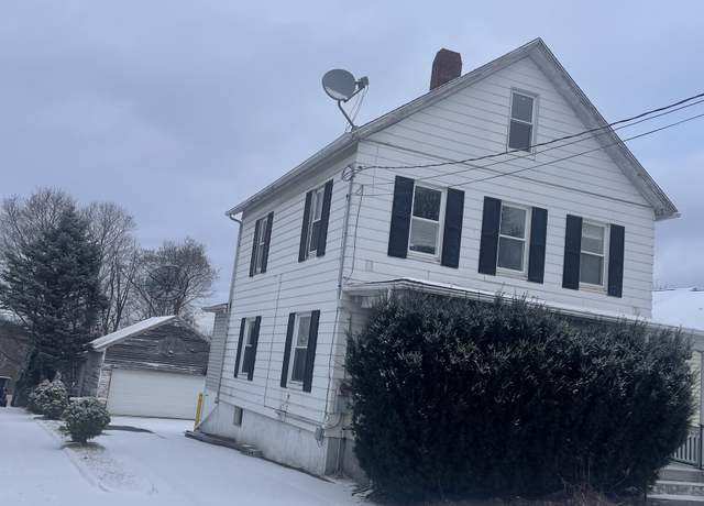 Property at 45 Abbott Ave, Danbury, CT 06810, 3 beds, 2.5 baths