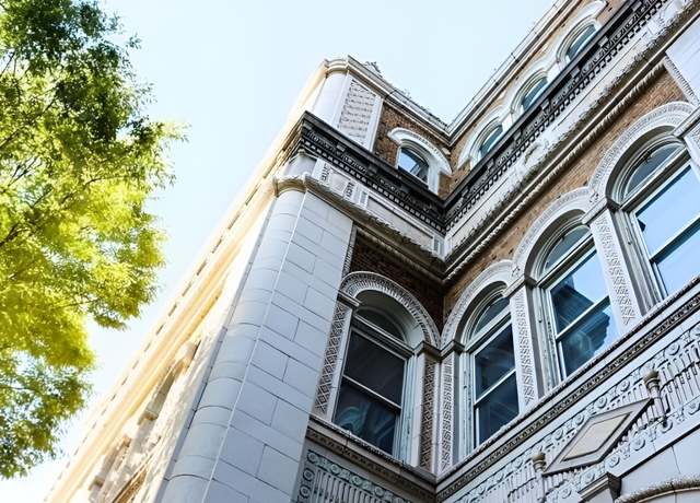 Property at 124 Temple St, New Haven, CT 06510, 12 beds, 8 baths