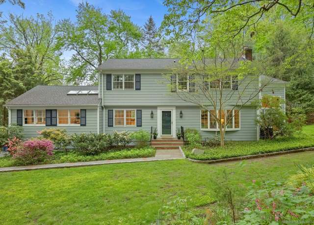 Property at 32 Jeffrey Rd, Greenwich, CT 06830, 5 beds, 5.5 baths