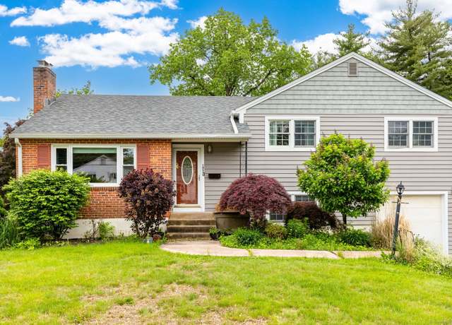 Property at 105 Hilldale Rd, West Hartford, CT 06117, 3 beds, 3 baths