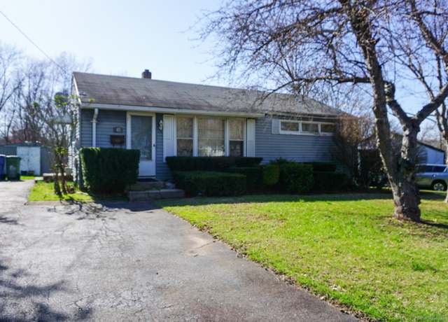 Property at 45 Spencer Dr, Middletown, CT 06457, 2 beds, 1 bath
