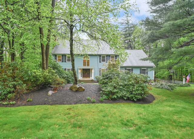 Property at 53 Brookridge Dr, Avon, CT 06001, 4 beds, 3 baths