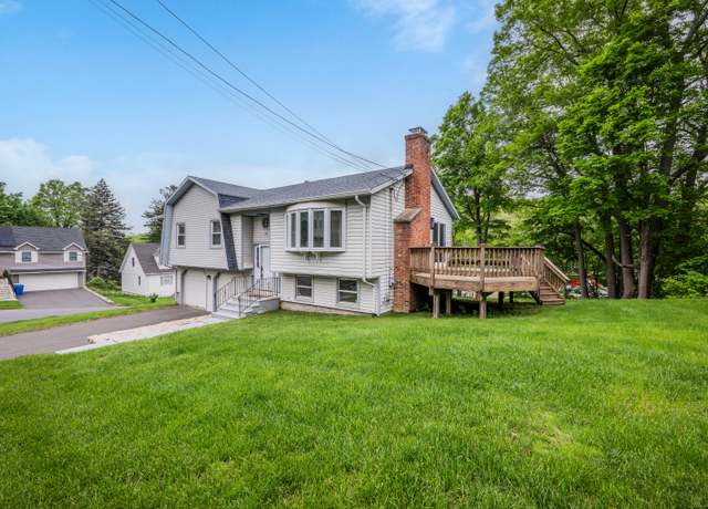 Property at 154 Williamson Dr, Waterbury, CT 06710, 3 beds, 2 baths