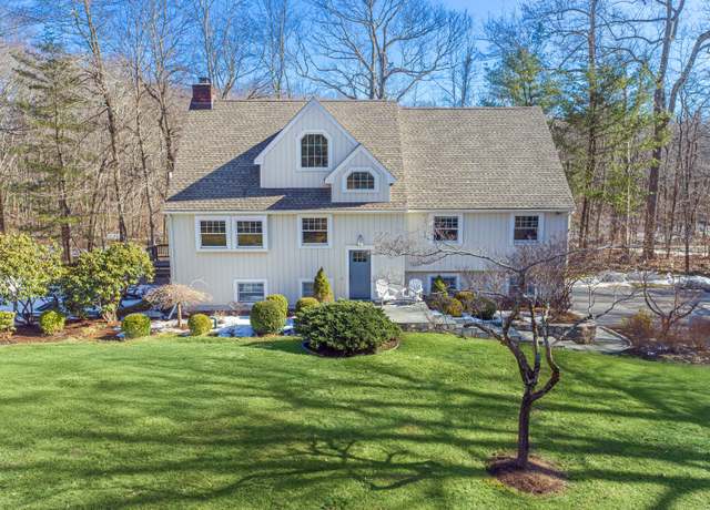 Property at 103 Fieldcrest Dr, Ridgefield, CT 06877, 4 beds, 3 baths