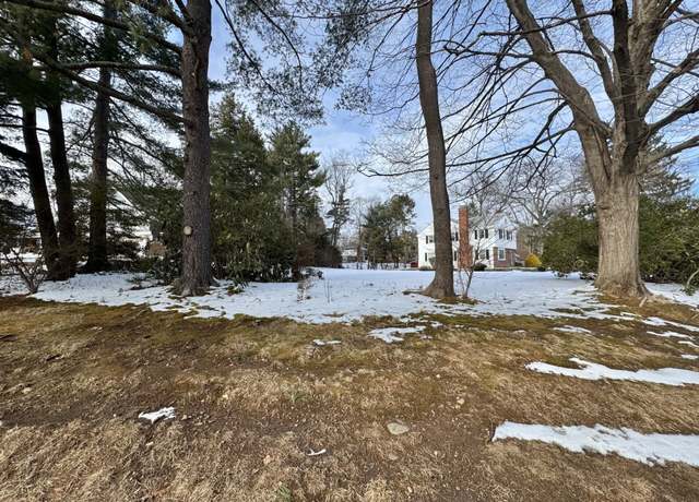 Property at 75 Meadow Ln, West Hartford, CT 06107