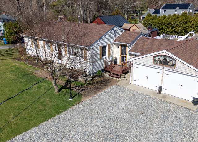 Property at 24 Plaza St, Brooklyn, CT 06234, 3 beds, 1 bath