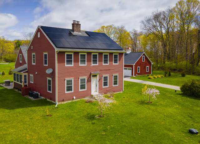 Property at 267 Chase Rd, Thompson, CT 06277, 3 beds, 4 baths