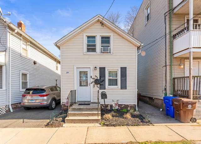 Property at 21 Portland St, Middletown, CT 06457, 2 beds, 1 bath