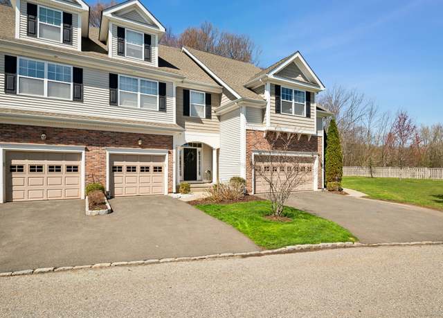 Property at 41 Park Place Cir #41, West Hartford, CT 06110, 3 beds, 3.5 baths
