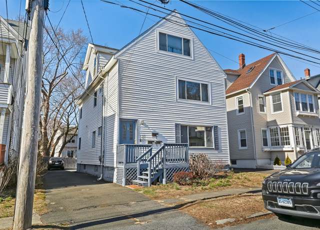 Property at 525 Midland St, Bridgeport, CT 06605, 5 beds, 3 baths