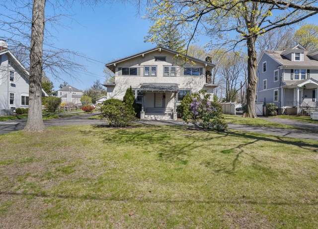 Property at 85 Indian Field Rd, Greenwich, CT 06830, 5 beds, 2 baths
