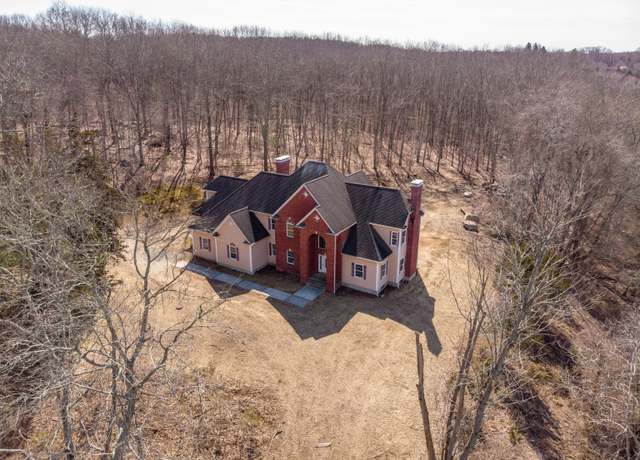 Property at 501 Taylor Hill Rd, Griswold, CT 06351, 3 beds, 2.5 baths