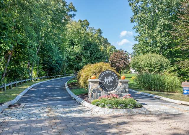 Property at 258 Hunter Dr #258, Litchfield, CT 06759, 3 beds, 2.5 baths