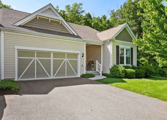 Property at 663 Championship Dr #663, Oxford, CT 06478, 2 beds, 2 baths