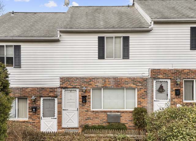 Property at 463 Cove Rd #8, Stamford, CT 06902, 2 beds, 1 bath