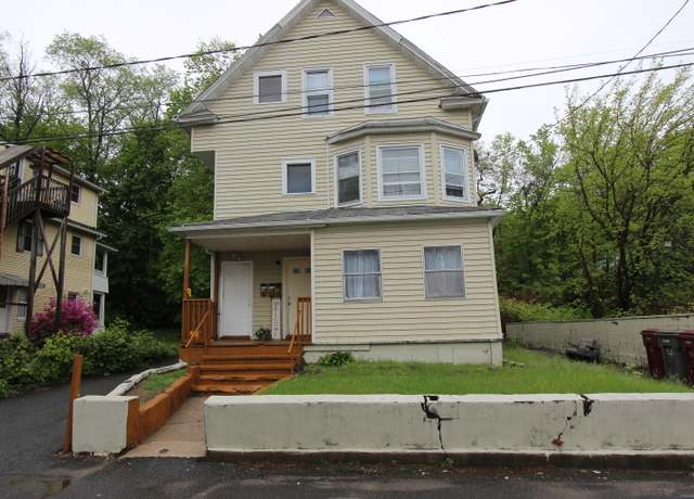 Property at 33 Lounsbury St, Naugatuck, CT 06770, 6 beds, 3 baths