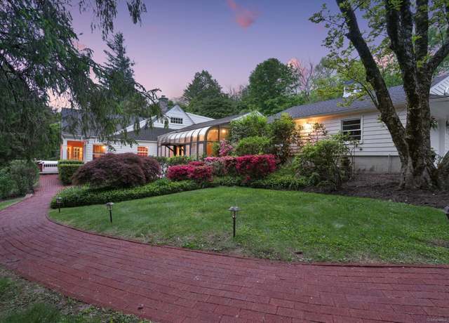 Property at 7 Old Bethel Rd, Newtown, CT 06470, 6 beds, 6 baths