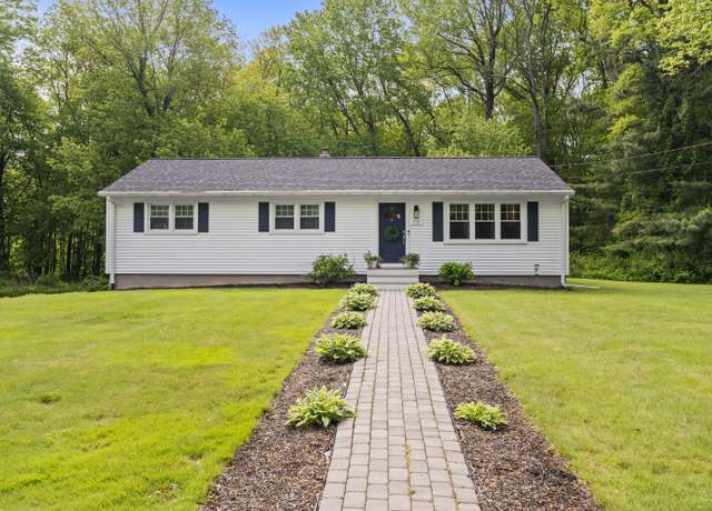 Property at 72 Twin Brook Ter, Monroe, CT 06468, 3 beds, 2 baths