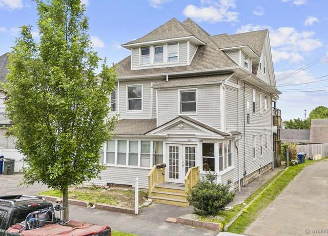 Property at 1227 Noble Ave, Bridgeport, CT 06608, 6 beds, 2.5 baths