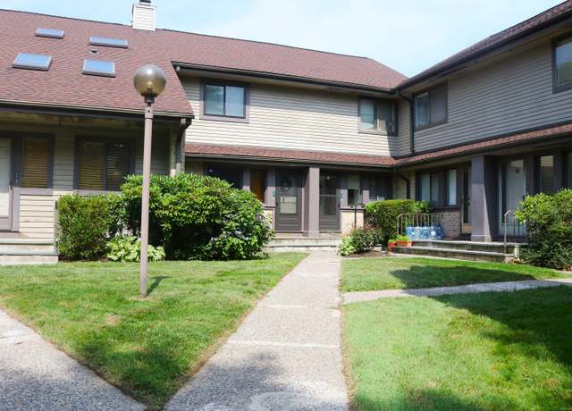 Property at 2289 Bedford St Unit A6, Stamford, CT 06905, 1 bed, 1.5 baths