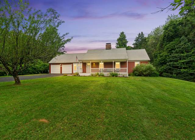 Property at 1027 Monroe Tpke, Monroe, CT 06468, 4 beds, 3 baths