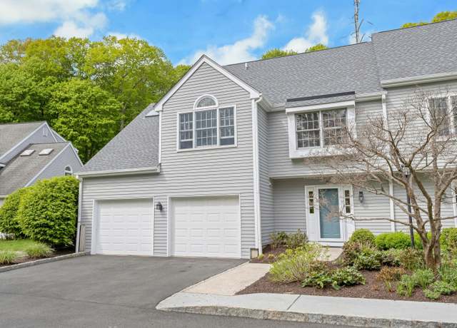 Property at 120 Prospect St Apt 55, Ridgefield, CT 06877, 2 beds, 2 baths