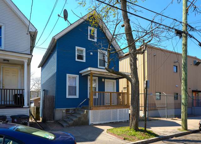 Property at 104 Haven St, New Haven, CT 06513, 6 beds, 3 baths