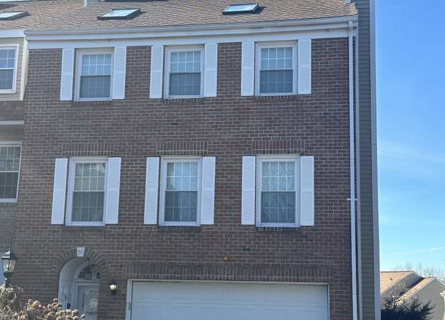 Property at 50 Kingswood Dr #50, Bethel, CT 06801, 3 beds, 3 baths