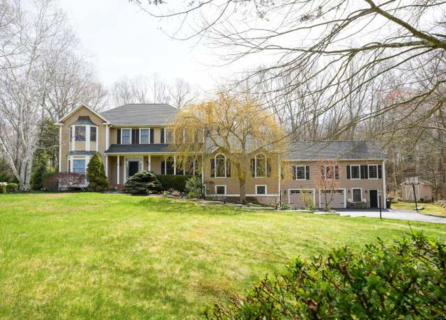 Property at 20 Blanket Meadow Rd, Monroe, CT 06468, 5 beds, 3.5 baths