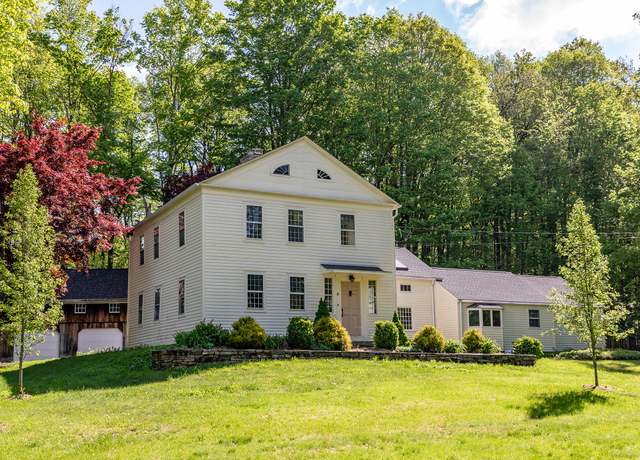Property at 8 Southbury Rd, Roxbury, CT 06783, 7 beds, 3 baths