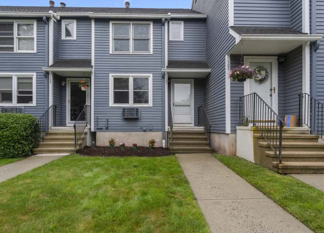 Property at 107 Greens Loop, Cheshire, CT 06410, 2 beds, 1.5 baths
