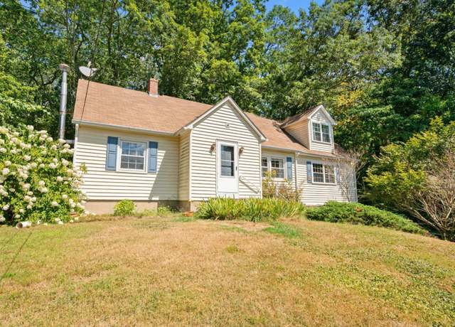 Property at 179 Bushy Hill Rd, Deep River, CT 06417, 3 beds, 2.5 baths
