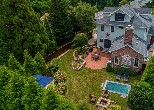 Property at 1168 Oldfield Rd, Fairfield, CT 06824, 4 beds, 3.5 baths