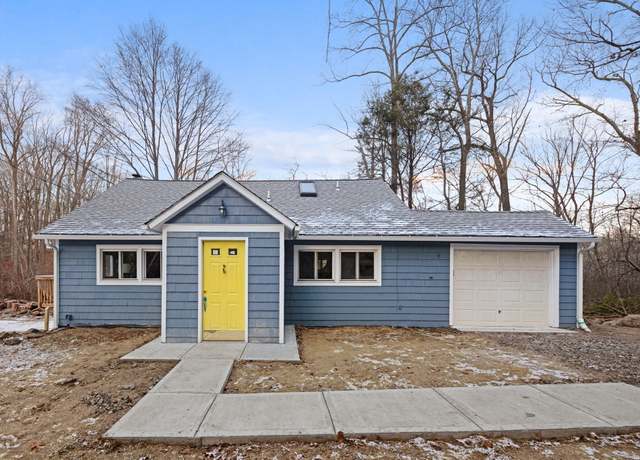 Property at 201 Middle River Rd, Danbury, CT 06811, 2 beds, 2 baths