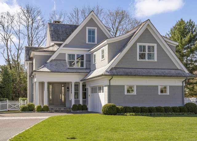Property at 14 Crystal St, New Canaan, CT 06840, 5 beds, 6 baths