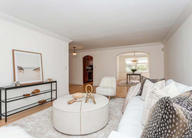 Property at 73 Putnam Park, Greenwich, CT 06830, 1 bed, 1 bath
