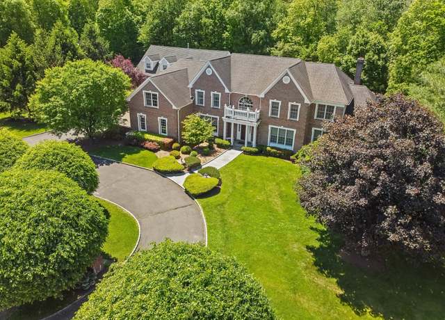 Property at 6 Pond View Dr, Newtown, CT 06470, 5 beds, 5.5 baths