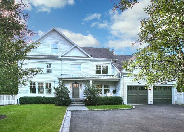 Property at 6 Sharp Turn Rd, Westport, CT 06880, 6 beds, 4.5 baths