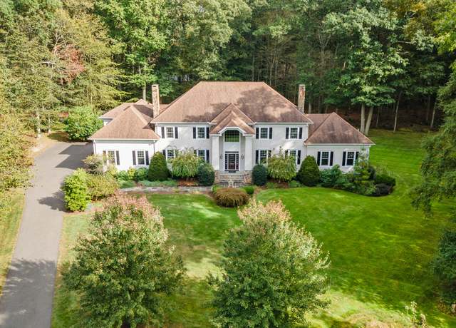 Property at 23 Aldo Dr, Woodbridge, CT 06525, 4 beds, 5 baths