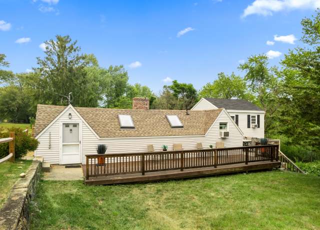 Property at 66 Collins Rd, Stonington, CT 06378, 1 bed, 1 bath