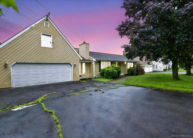 Property at 401 Berlin St, Southington, CT 06489, 3 beds, 1 bath
