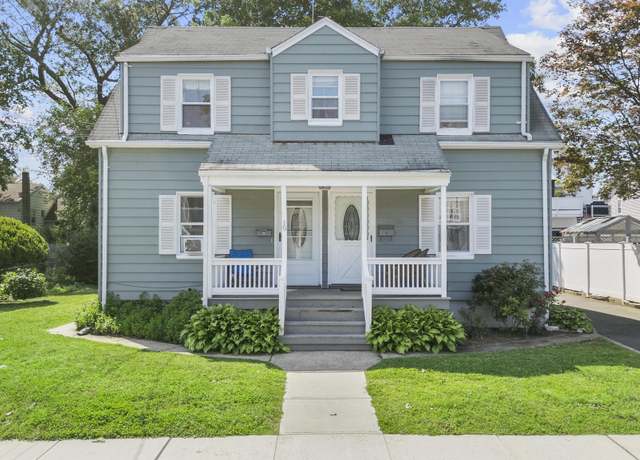 Property at 19 Plymouth Ave, Norwalk, CT 06851, 7 beds, 4 baths