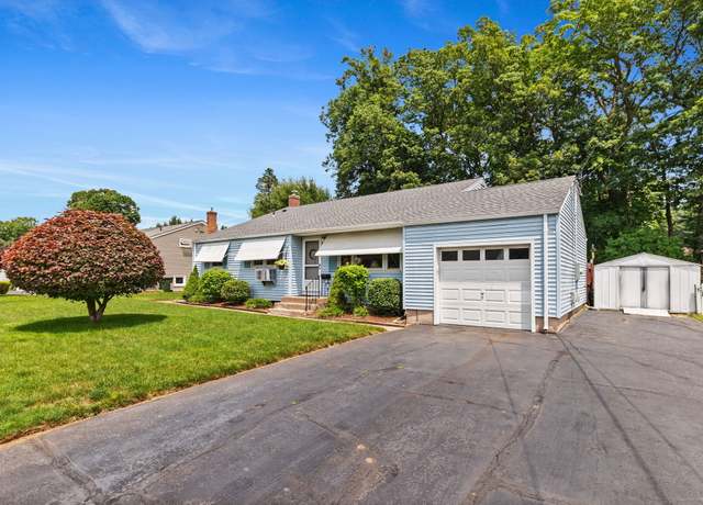 Property at 132 Grande Rd, East Hartford, CT 06118, 3 beds, 1.5 baths