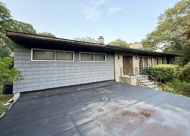Property at 19 Davis Rd, Seymour, CT 06483, 5 beds, 4 baths