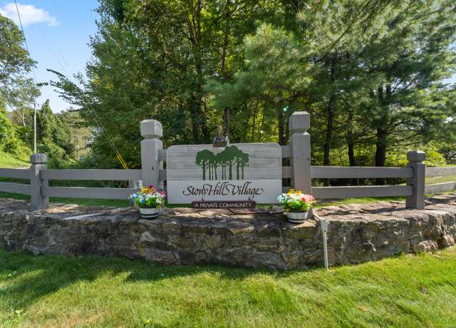 Property at 156 Heatherwood Dr #156, Brookfield, CT 06804, 1 bed, 1.5 baths