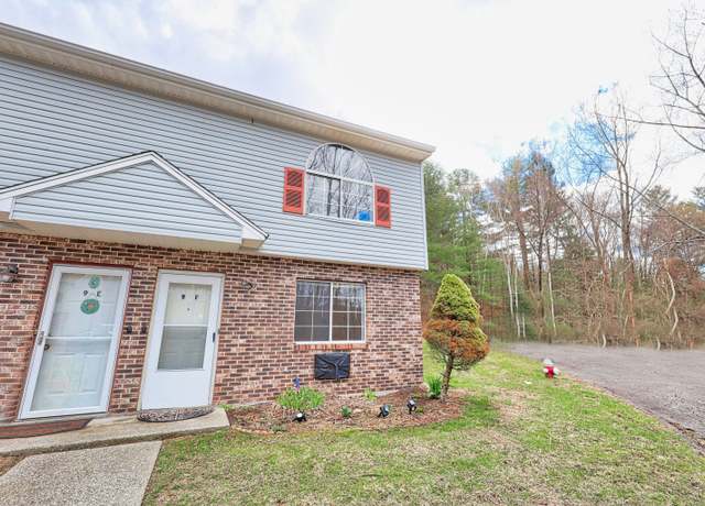 Property at 197 Pine Hill Rd Unit 9F, Thomaston, CT 06787, 2 beds, 1.5 baths