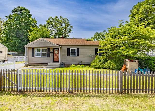 Property at 36 Lawncrest Dr, Southington, CT 06489, 3 beds, 1 bath