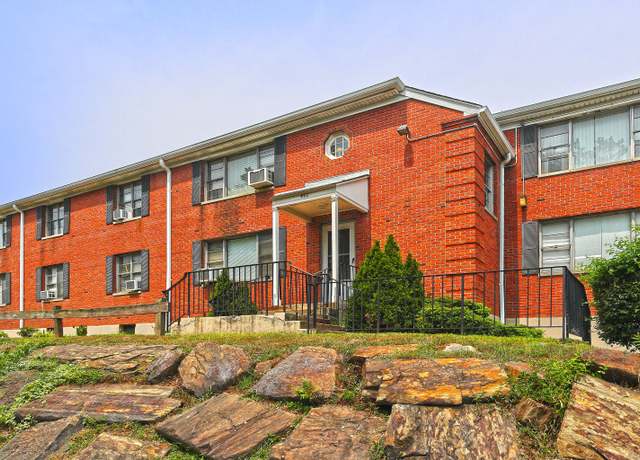 Property at 460 Lexington Ave Apt 201, Bridgeport, CT 06604, 2 beds, 1 bath