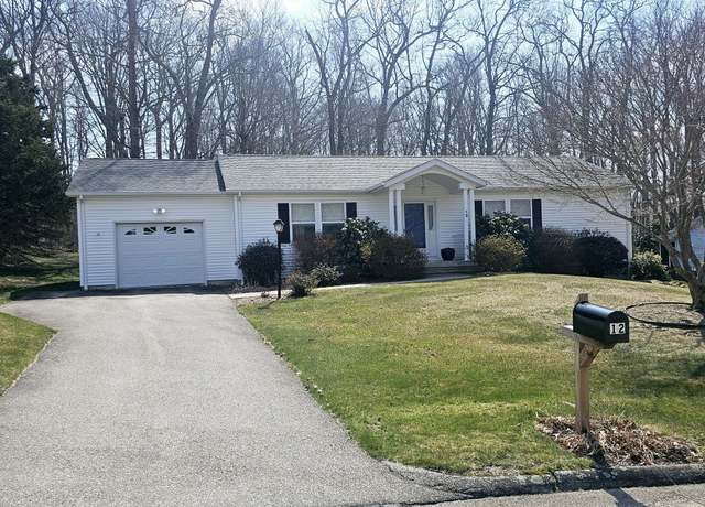 Property at 12 Hillcrest Dr, Montville, CT 06382, 2 beds, 2 baths